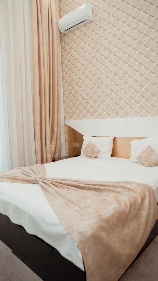 Dionis Hotel บากู ภายนอก รูปภาพ